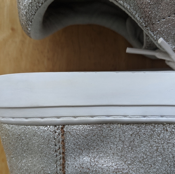 Like New Toms Silver Metallic Leather Lenox Sneakers - Picture 12 of 12